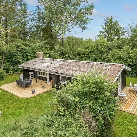 3 Bedroom Gorgeous In Σπίτι διακοπών *