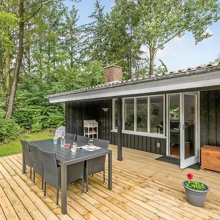 3 Bedroom Gorgeous In Oksbøl